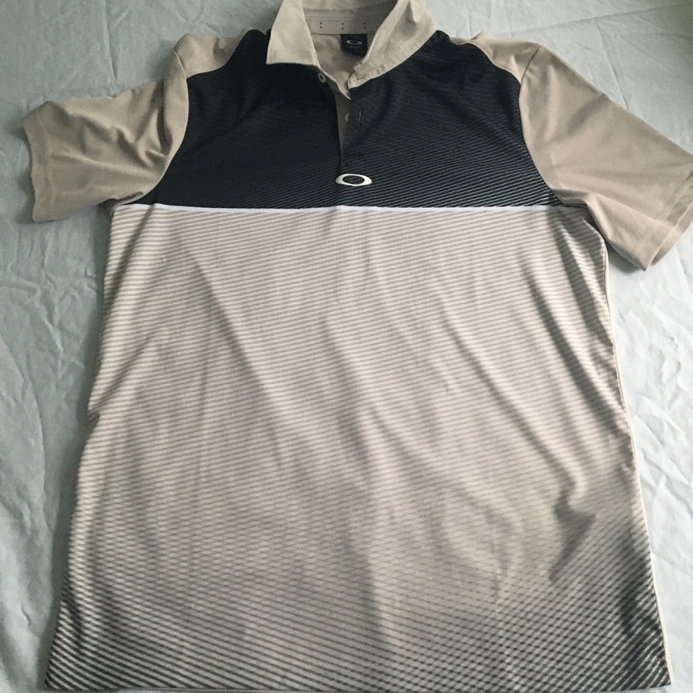 Oakley Black and Gray Men's Polo Shirt
